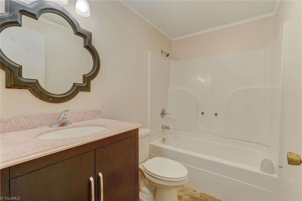 property viewer photo 17