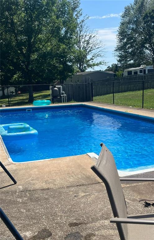 property viewer photo 3