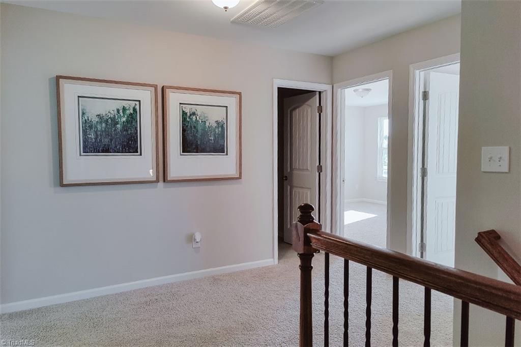 property viewer photo 15