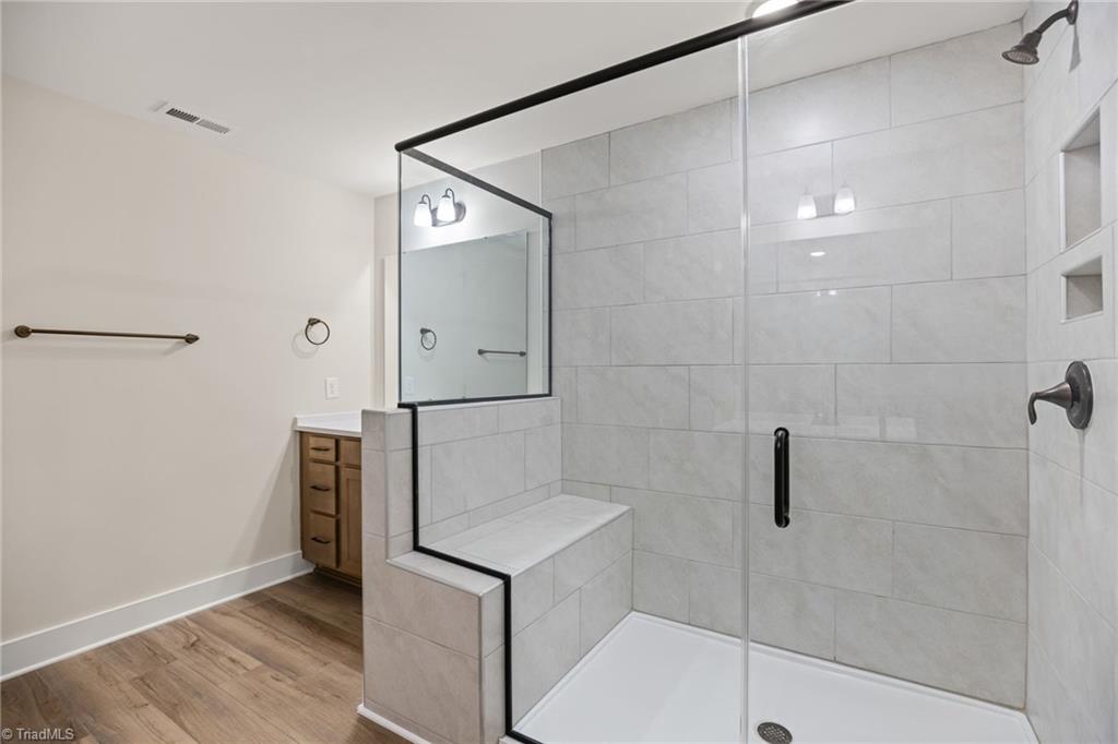 property viewer photo 14