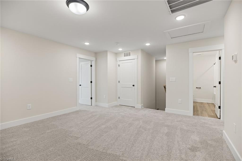 property viewer photo 17