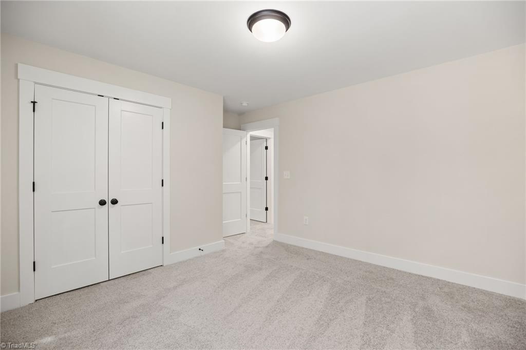 property viewer photo 22