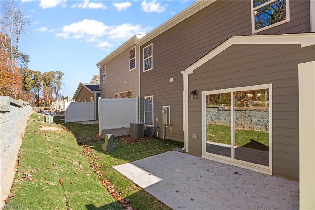 property viewer photo 26