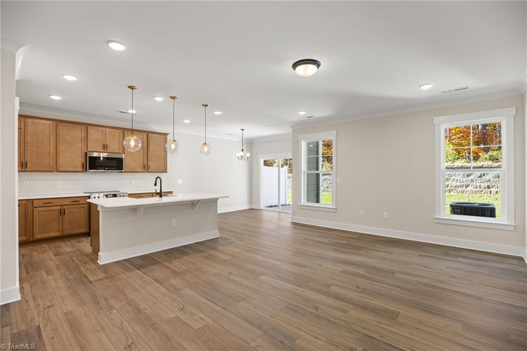 property viewer photo 8