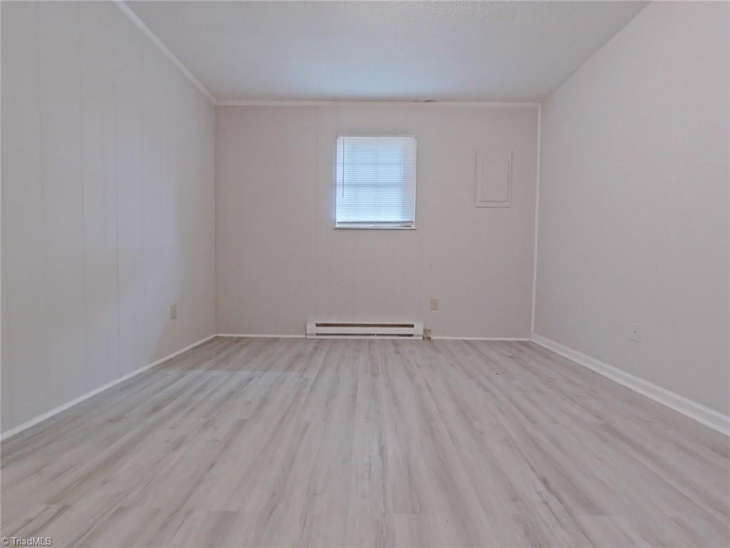 property viewer photo 2