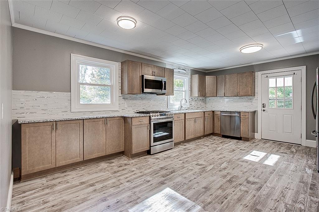 property viewer photo 10