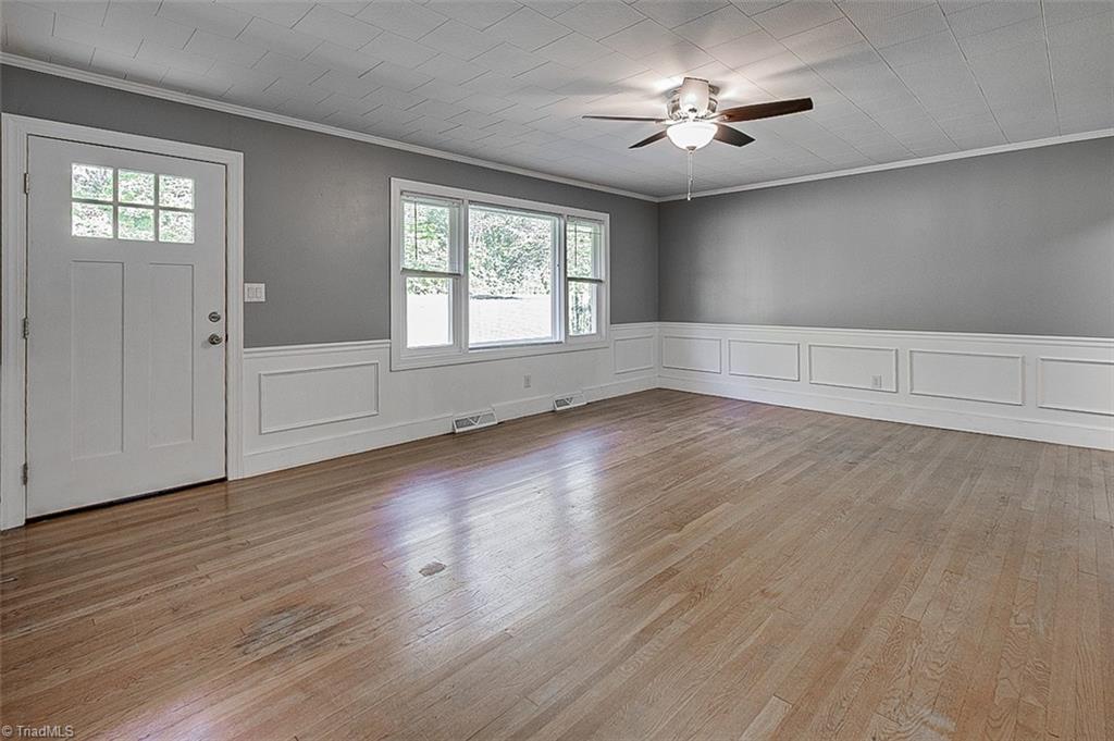 property viewer photo 2