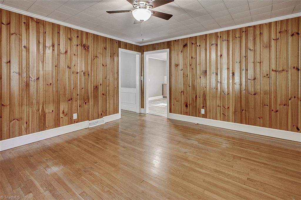 property viewer photo 8