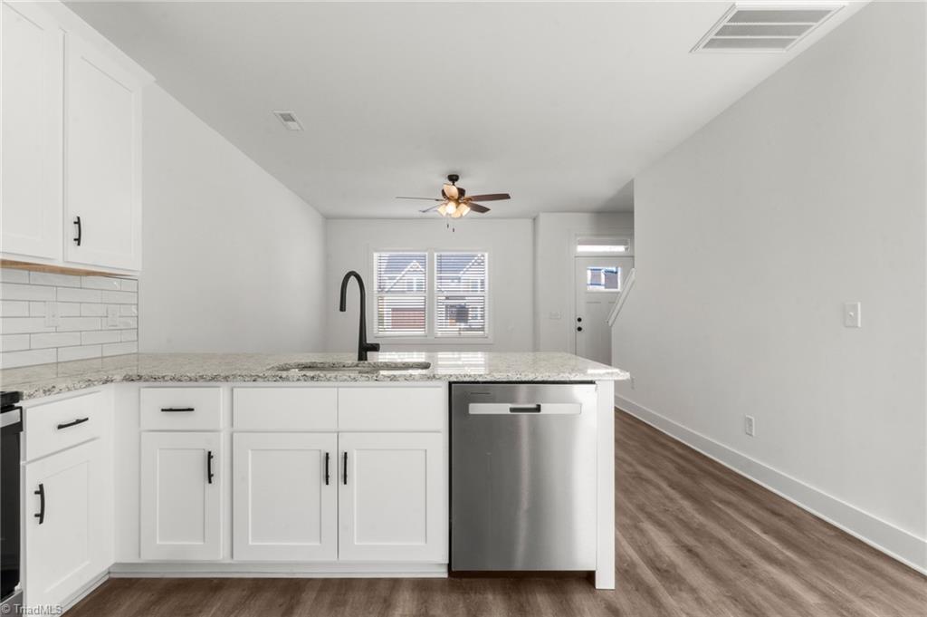 property viewer photo 10