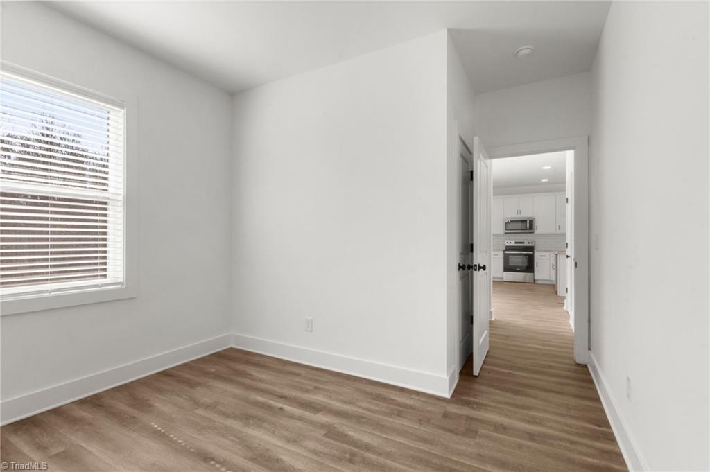 property viewer photo 17