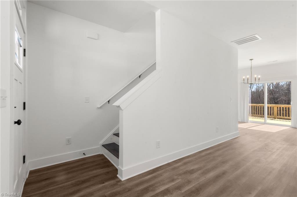 property viewer photo 19