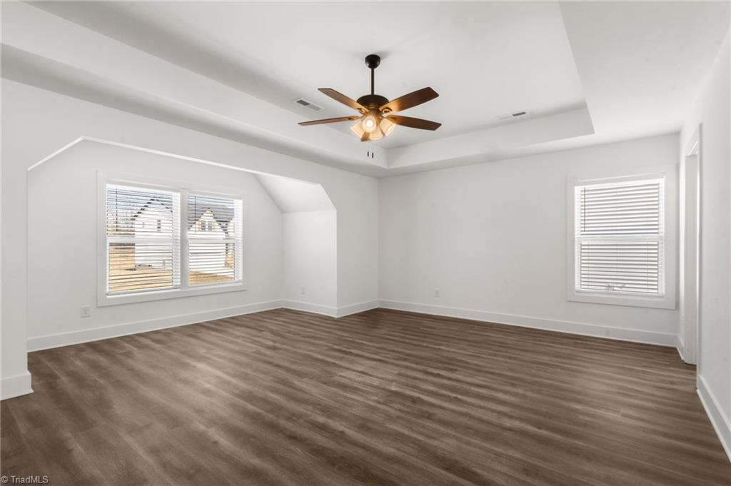 property viewer photo 24