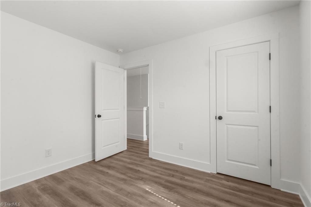 property viewer photo 31