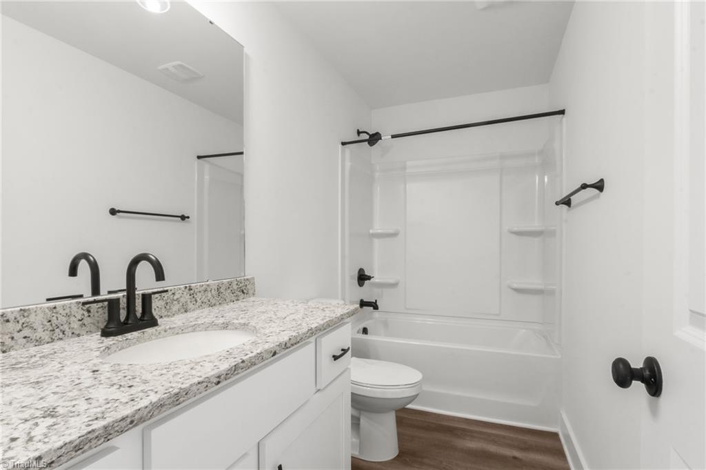 property viewer photo 33