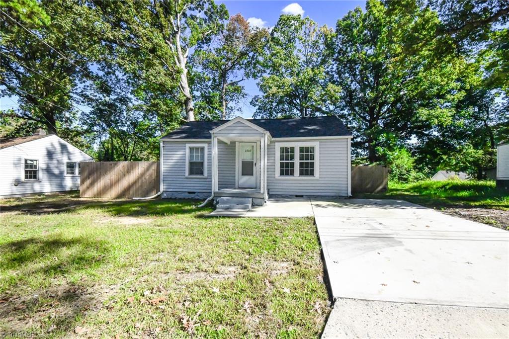 main property photo 0
