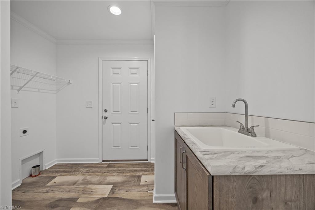 property viewer photo 15