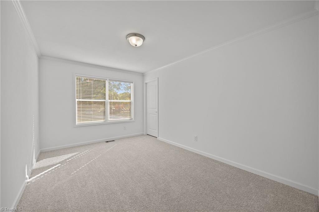 property viewer photo 24