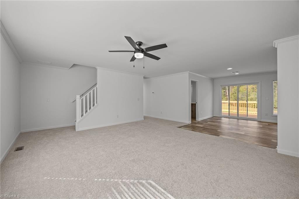 property viewer photo 4