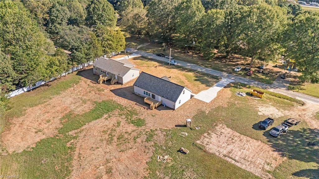 property viewer photo 42