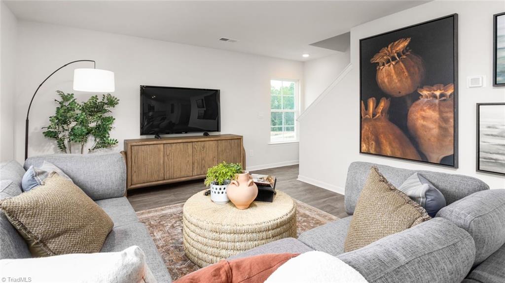 property viewer photo 6