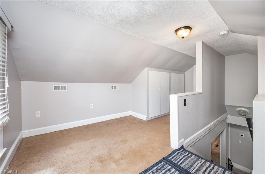 property viewer photo 19