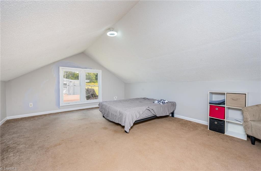 property viewer photo 20