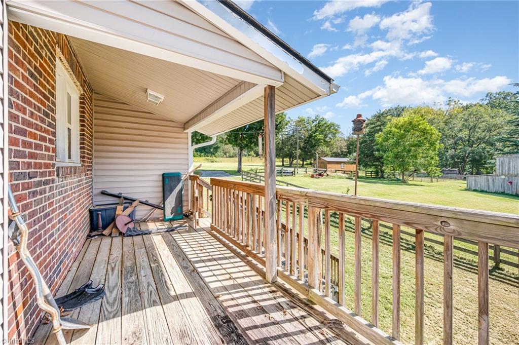 property viewer photo 24