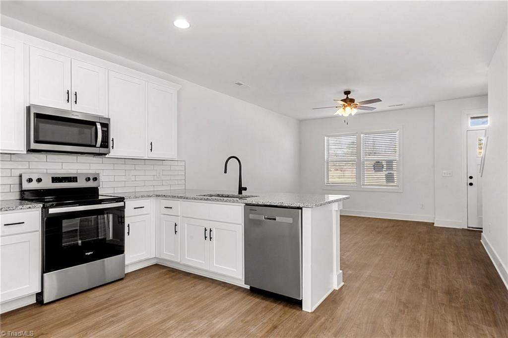 property viewer photo 12