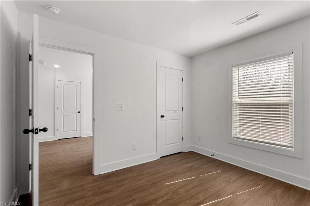 property viewer photo 29