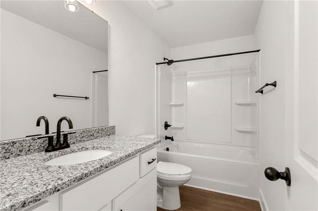 property viewer photo 30
