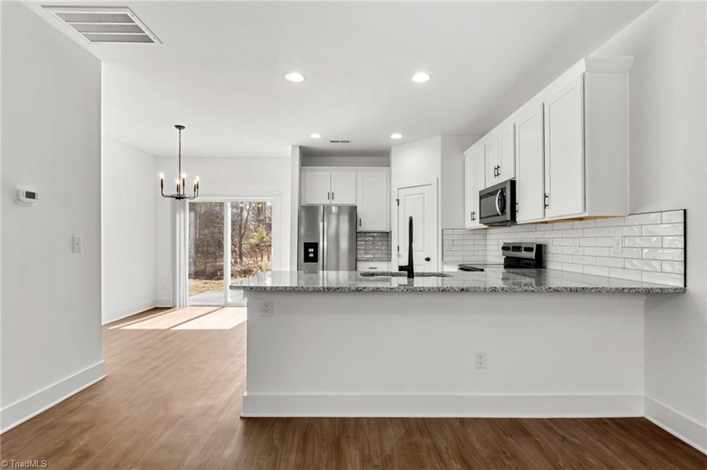 property viewer photo 5