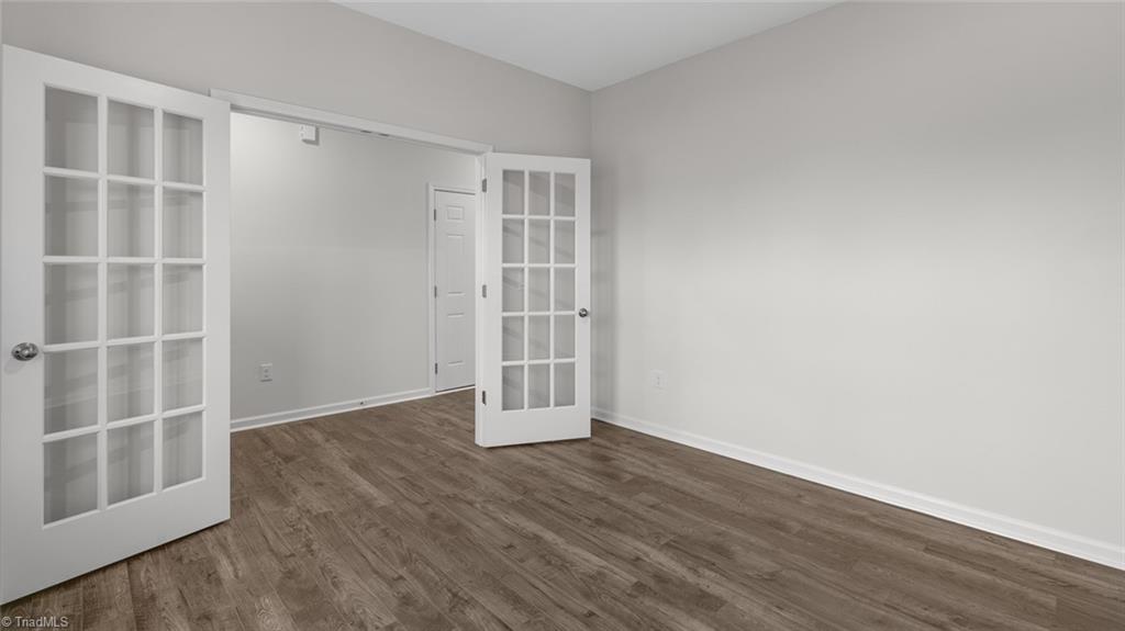 property viewer photo 4