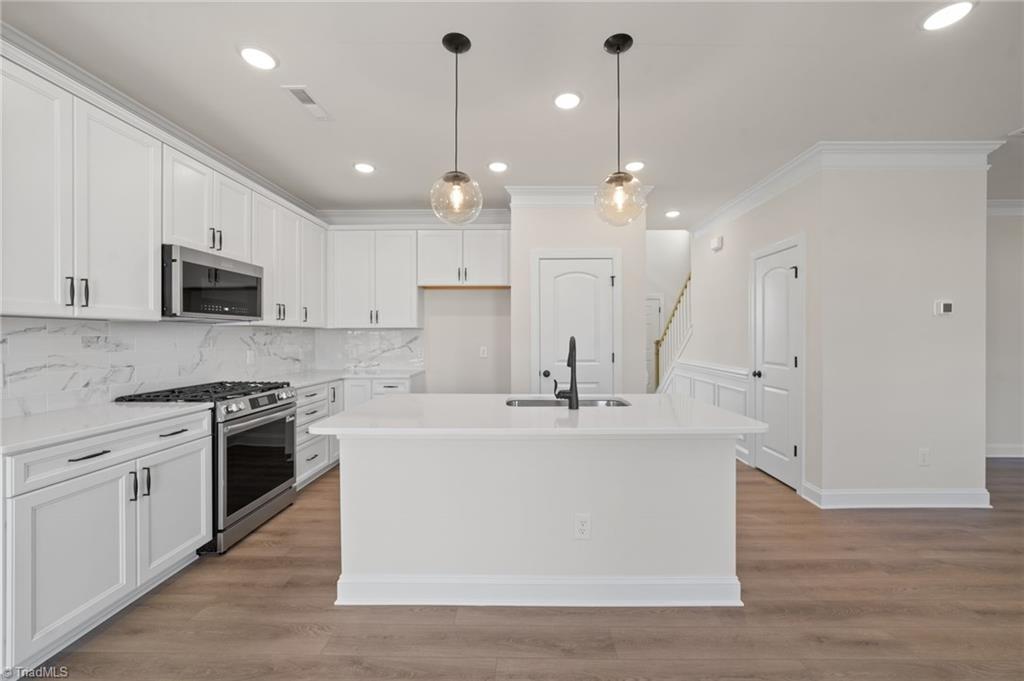 property viewer photo 15