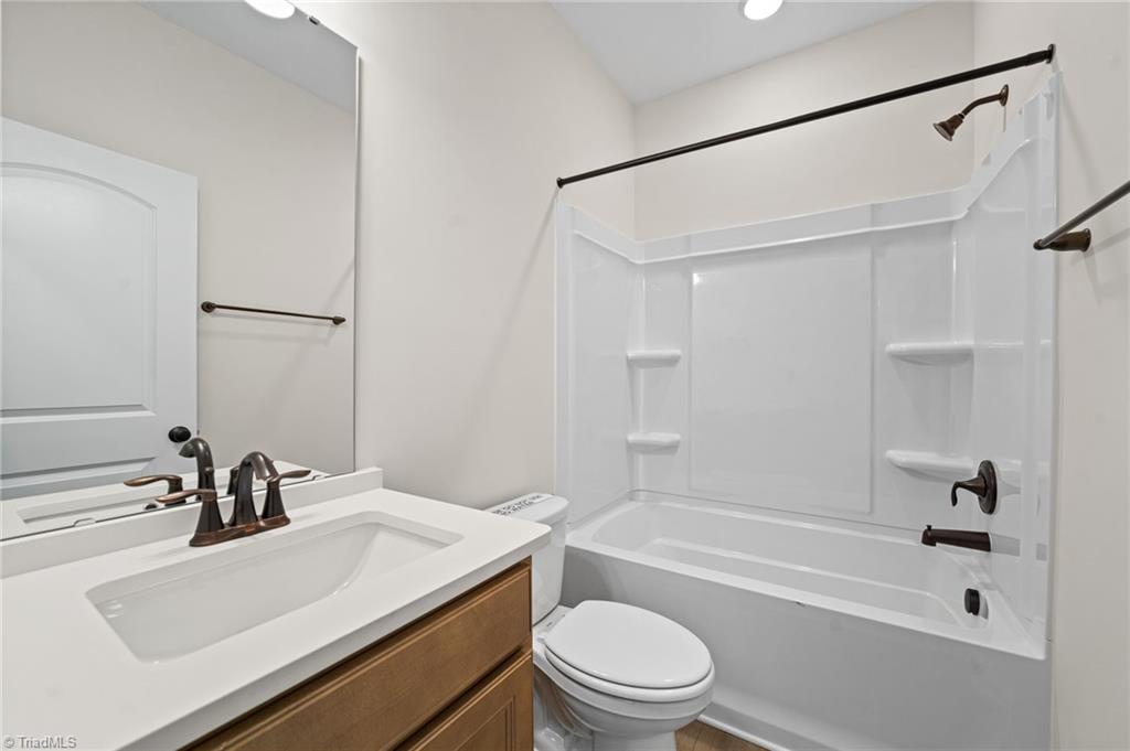 property viewer photo 22
