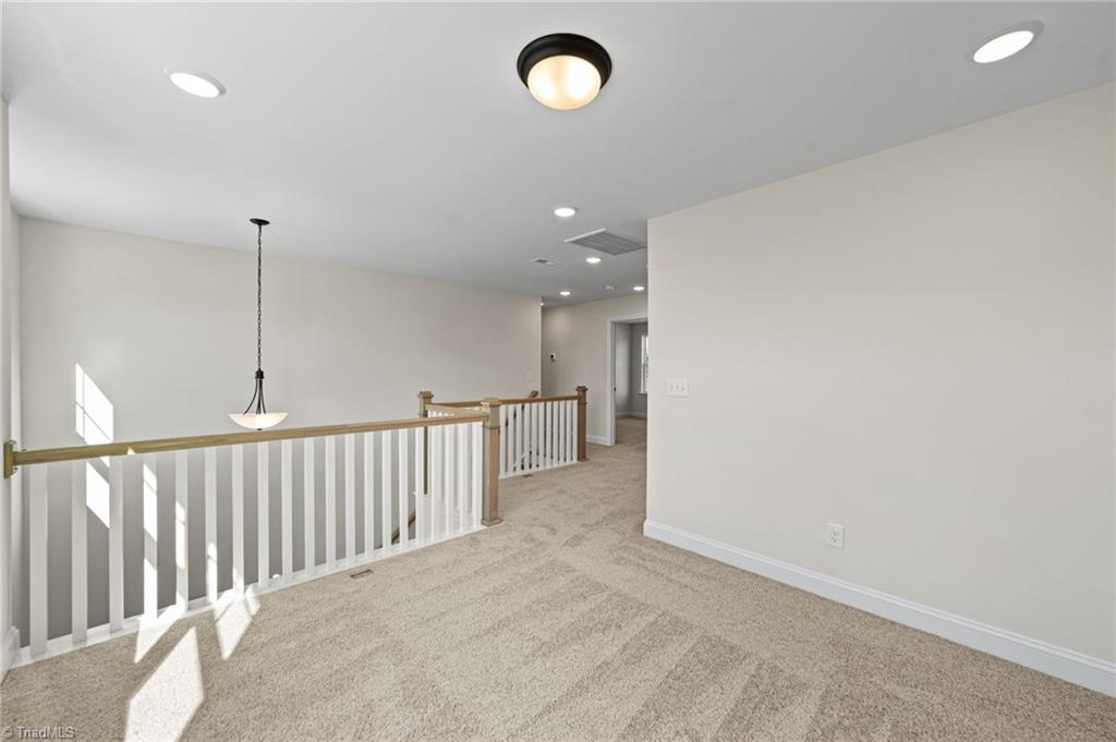 property viewer photo 28
