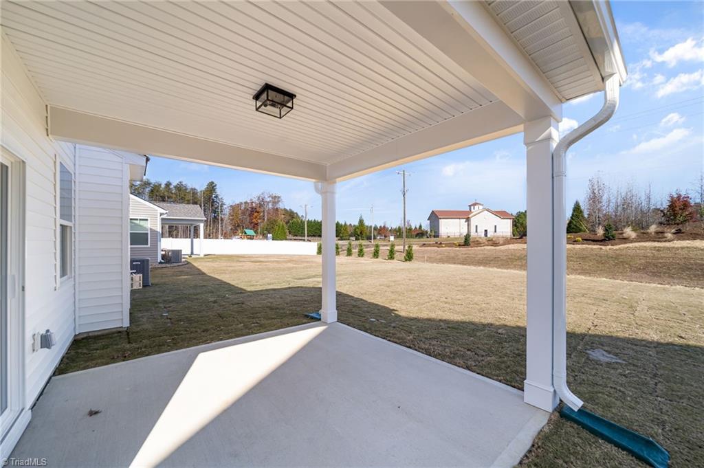 property viewer photo 3