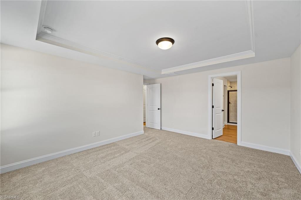 property viewer photo 37