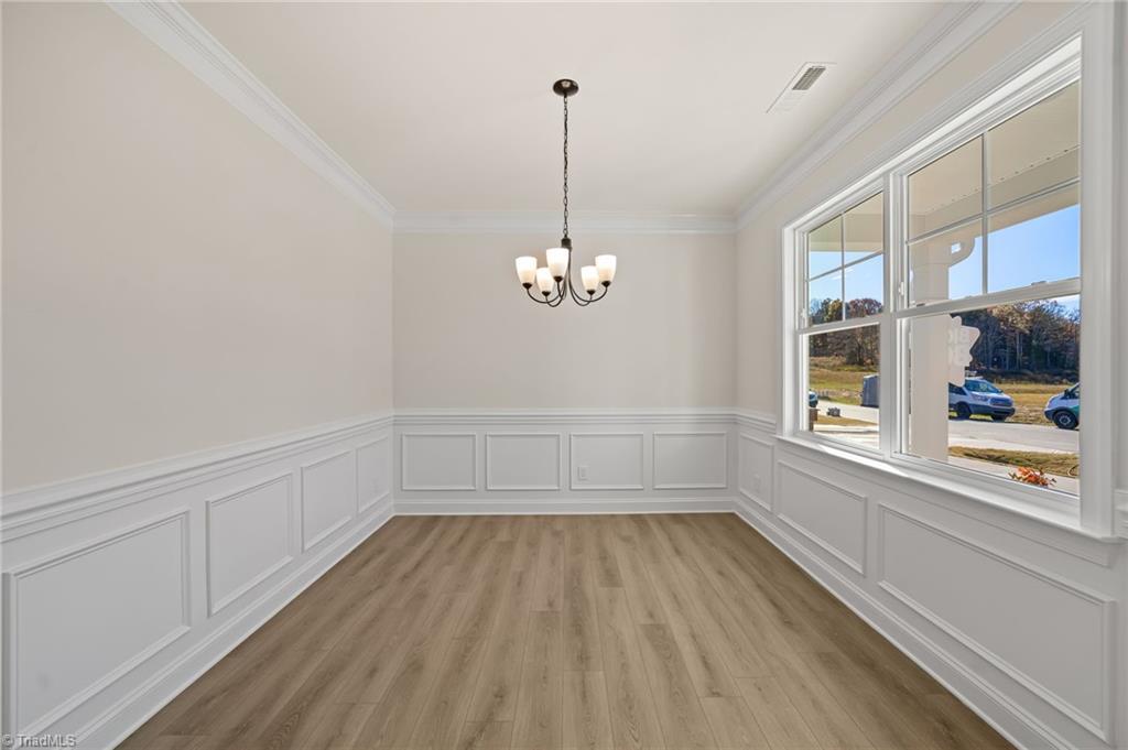 property viewer photo 7