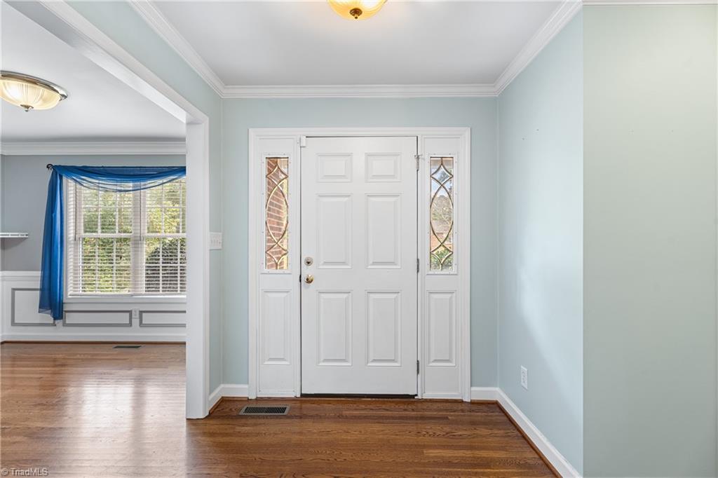 property viewer photo 3