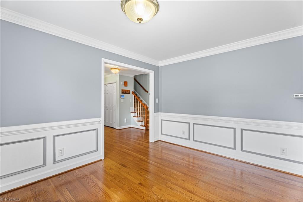 property viewer photo 5