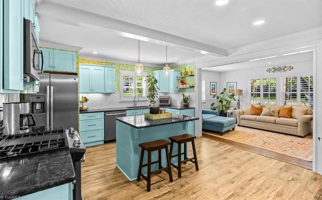 property viewer photo 13