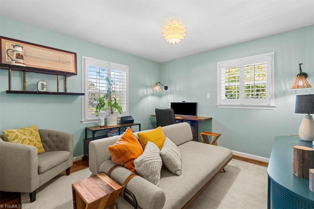 property viewer photo 18