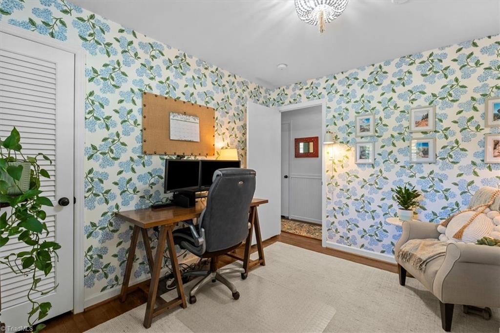 property viewer photo 23