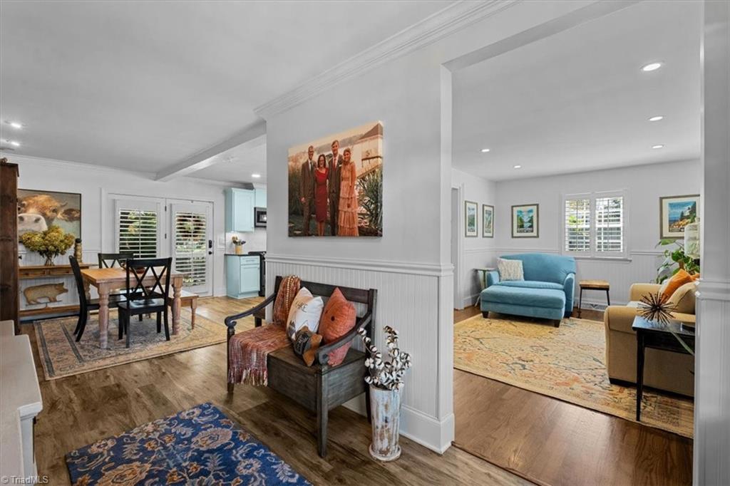 property viewer photo 4