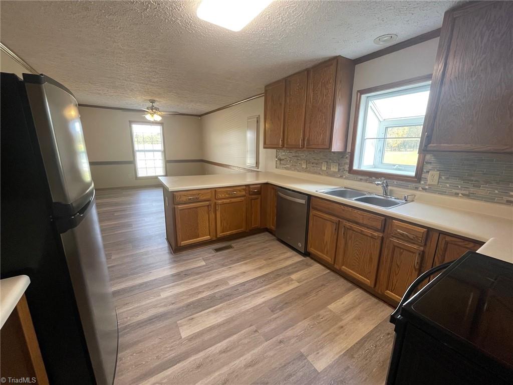property viewer photo 12