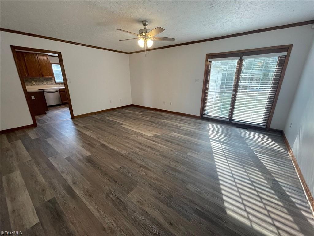 property viewer photo 14