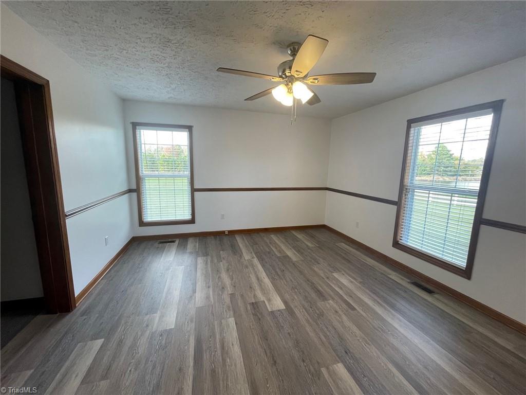 property viewer photo 20