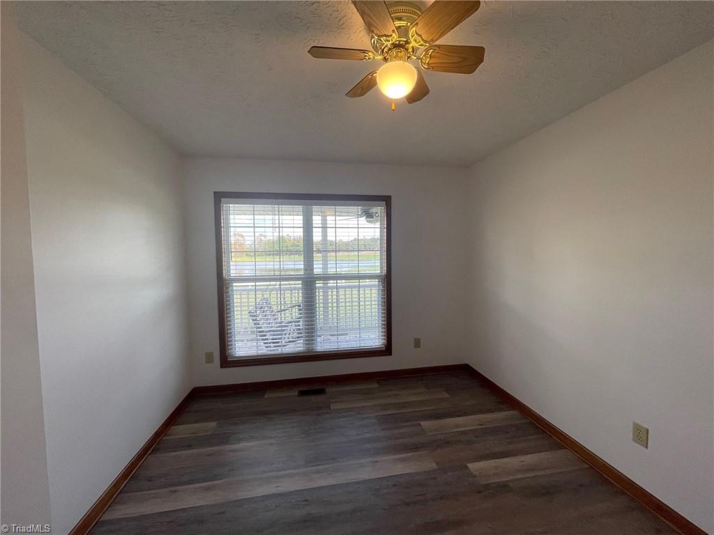 property viewer photo 6