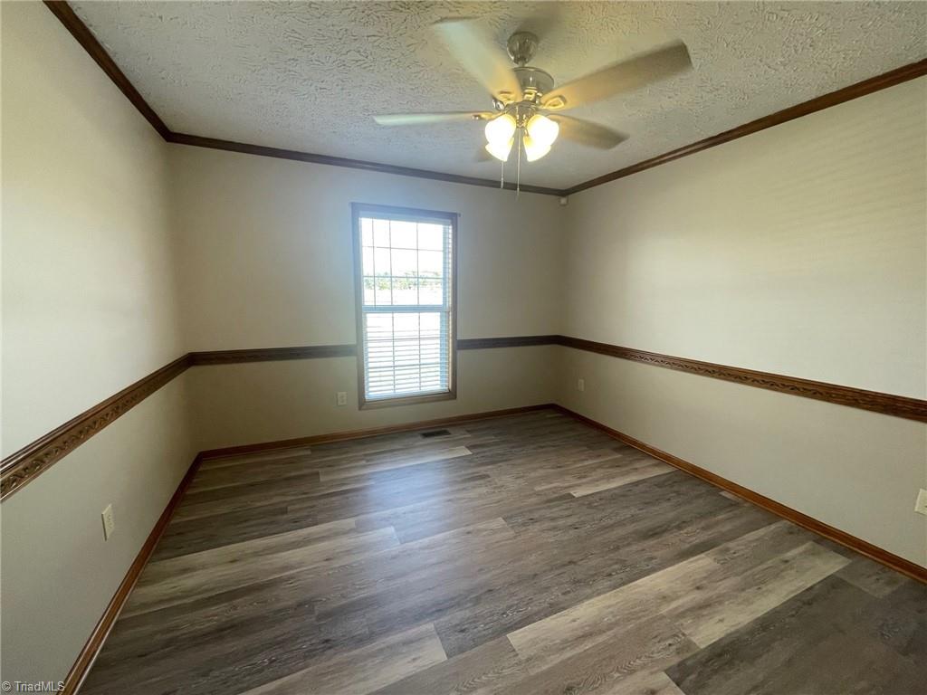 property viewer photo 8