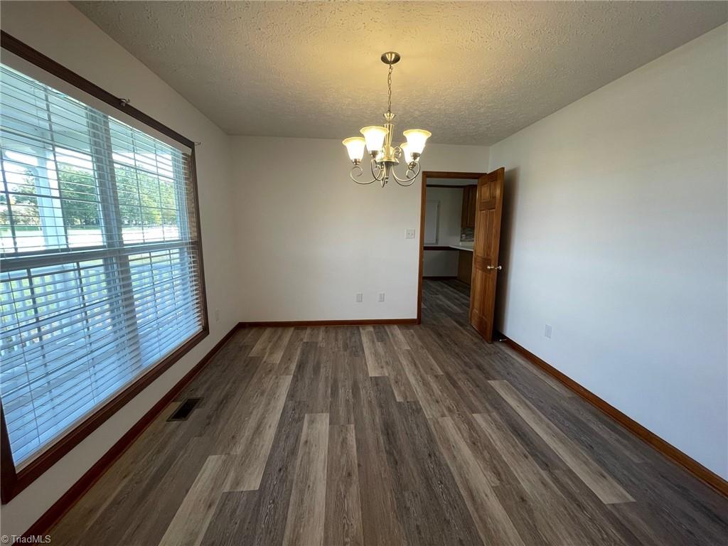 property viewer photo 9